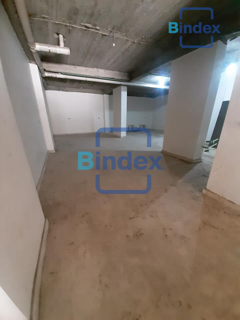 محل للبيع او الايجار  بشارع منشية التحرير عين شمس