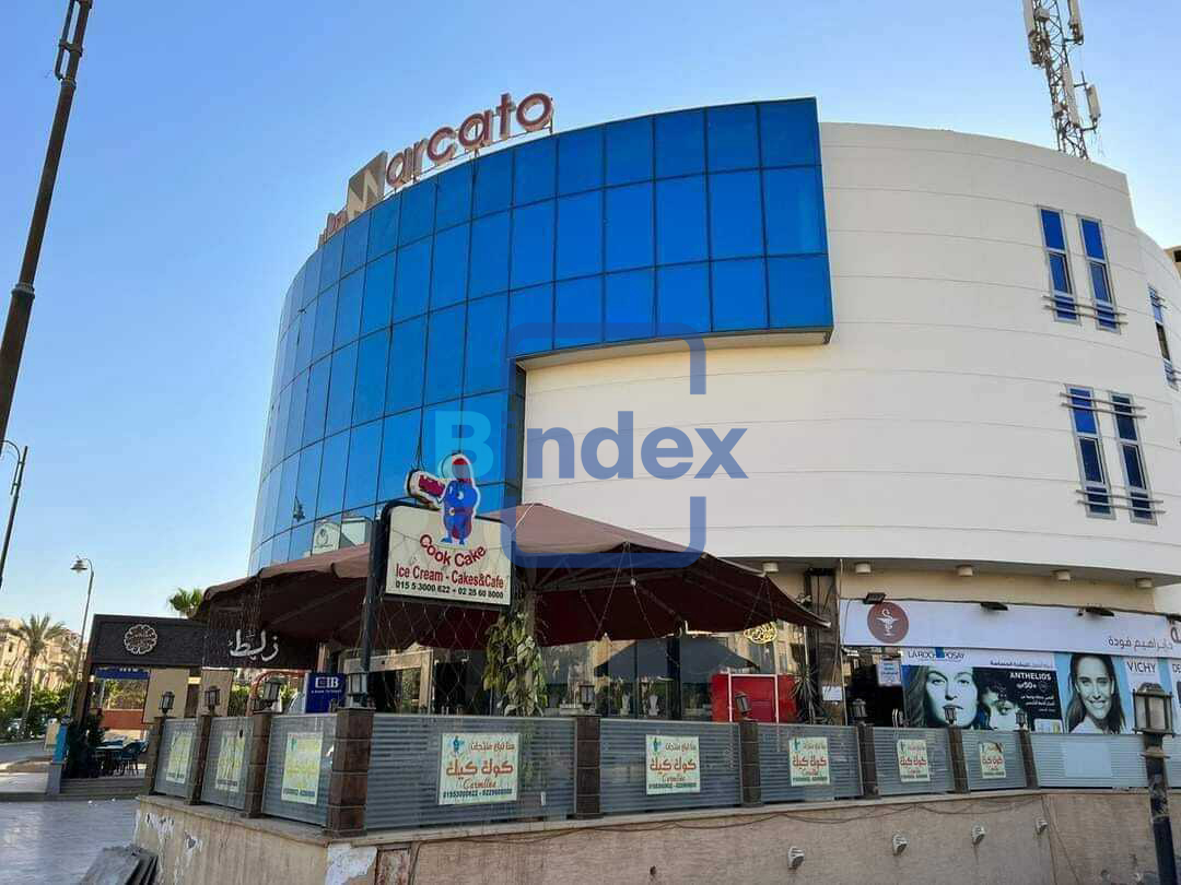 كافيه او مطعم للبيع بمول ماركاتو بالتجمع الخامس
