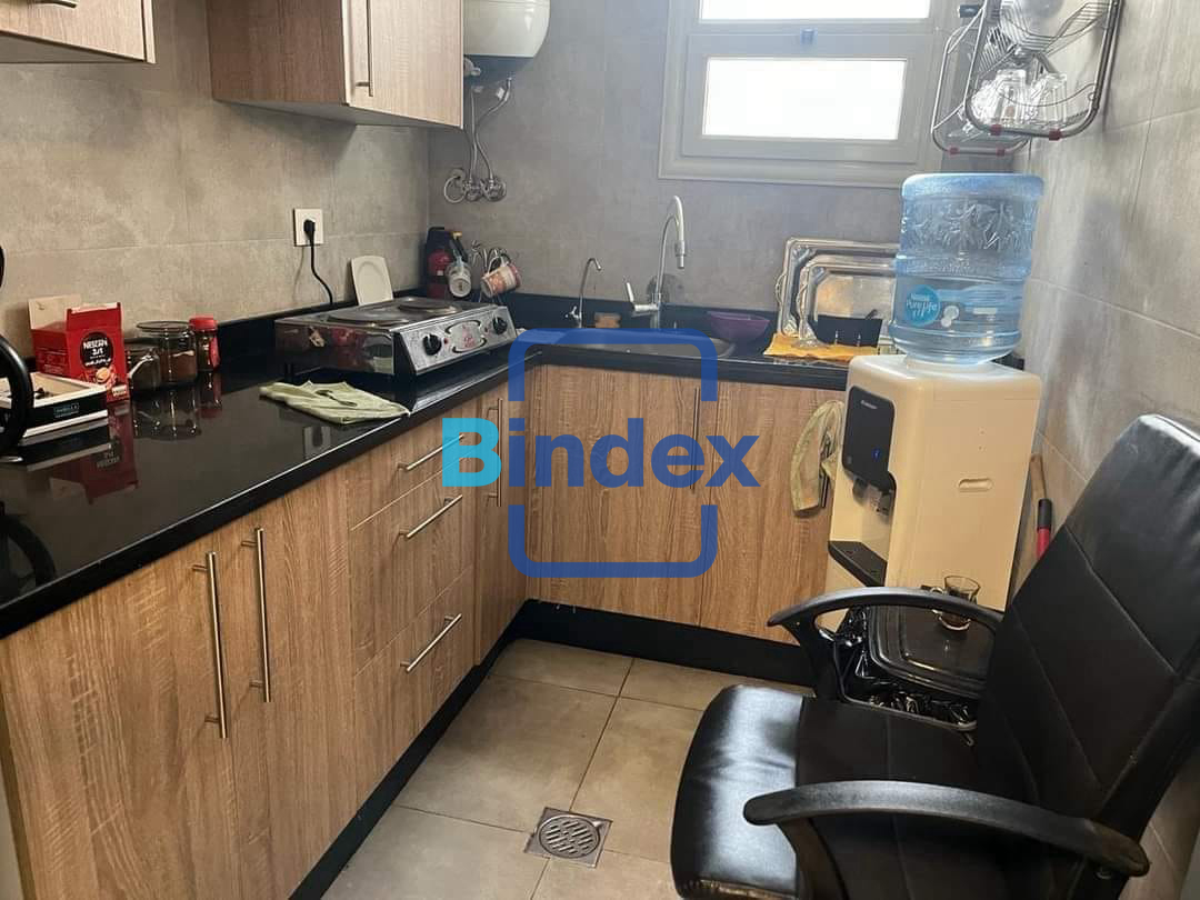 مقر اداري للايجار 300 متر