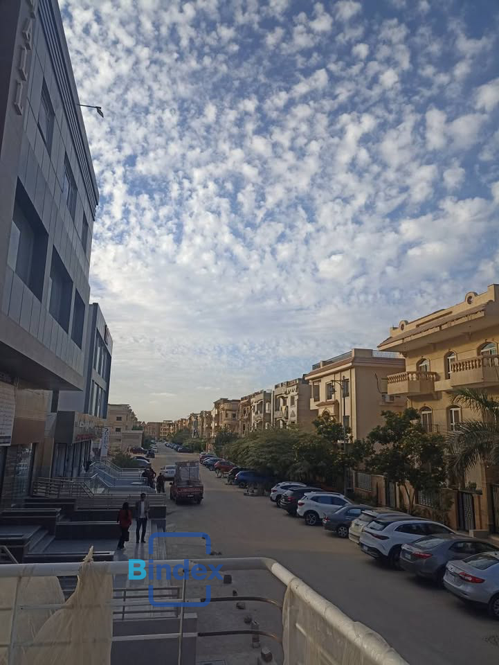 محل للايجار في التجمع في منطقة سكنيه