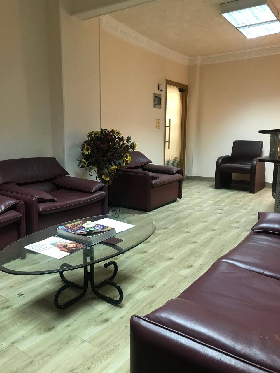 مقر اداري للايجار بالشيخ زايد