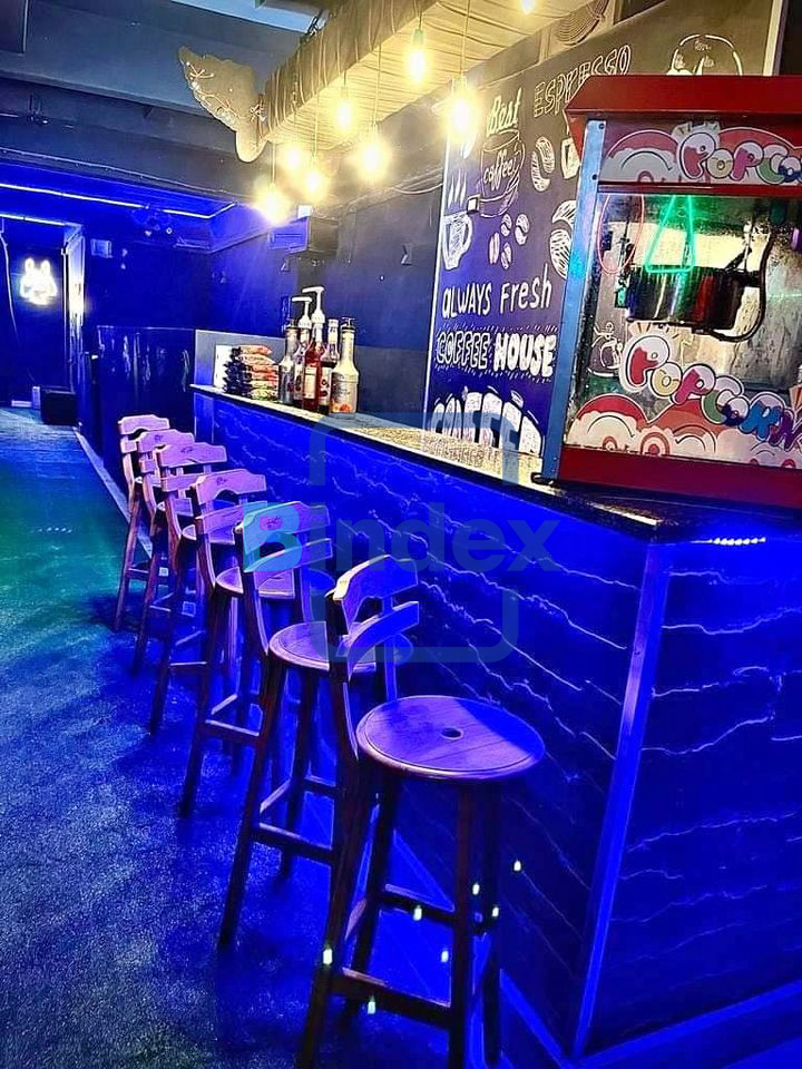 محل بلايستيشن بالمحتويات للتنازل 