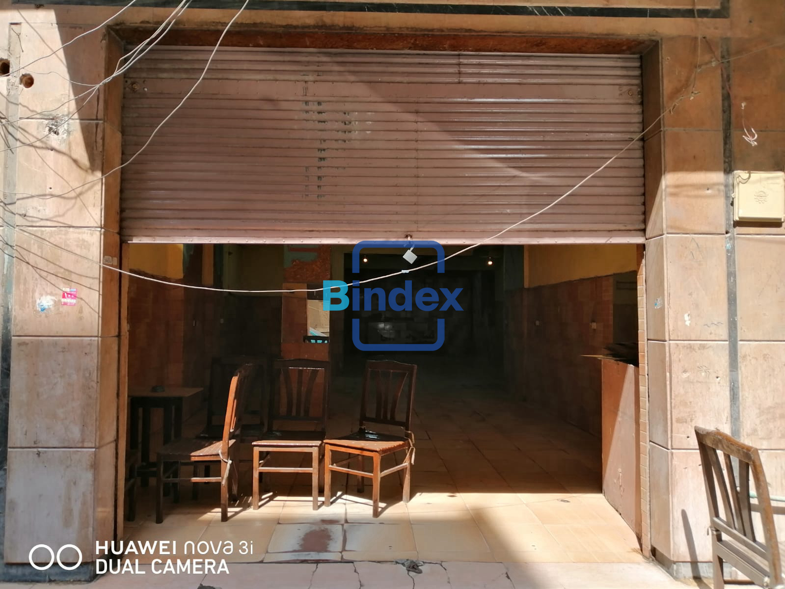 فرصه للبيع محل كامل المرافق بموقع مميز