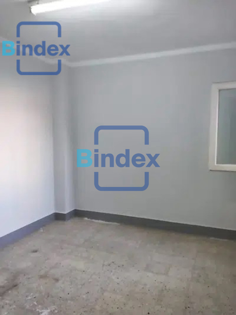 عيادة للبيع بالتجمع الثالث 