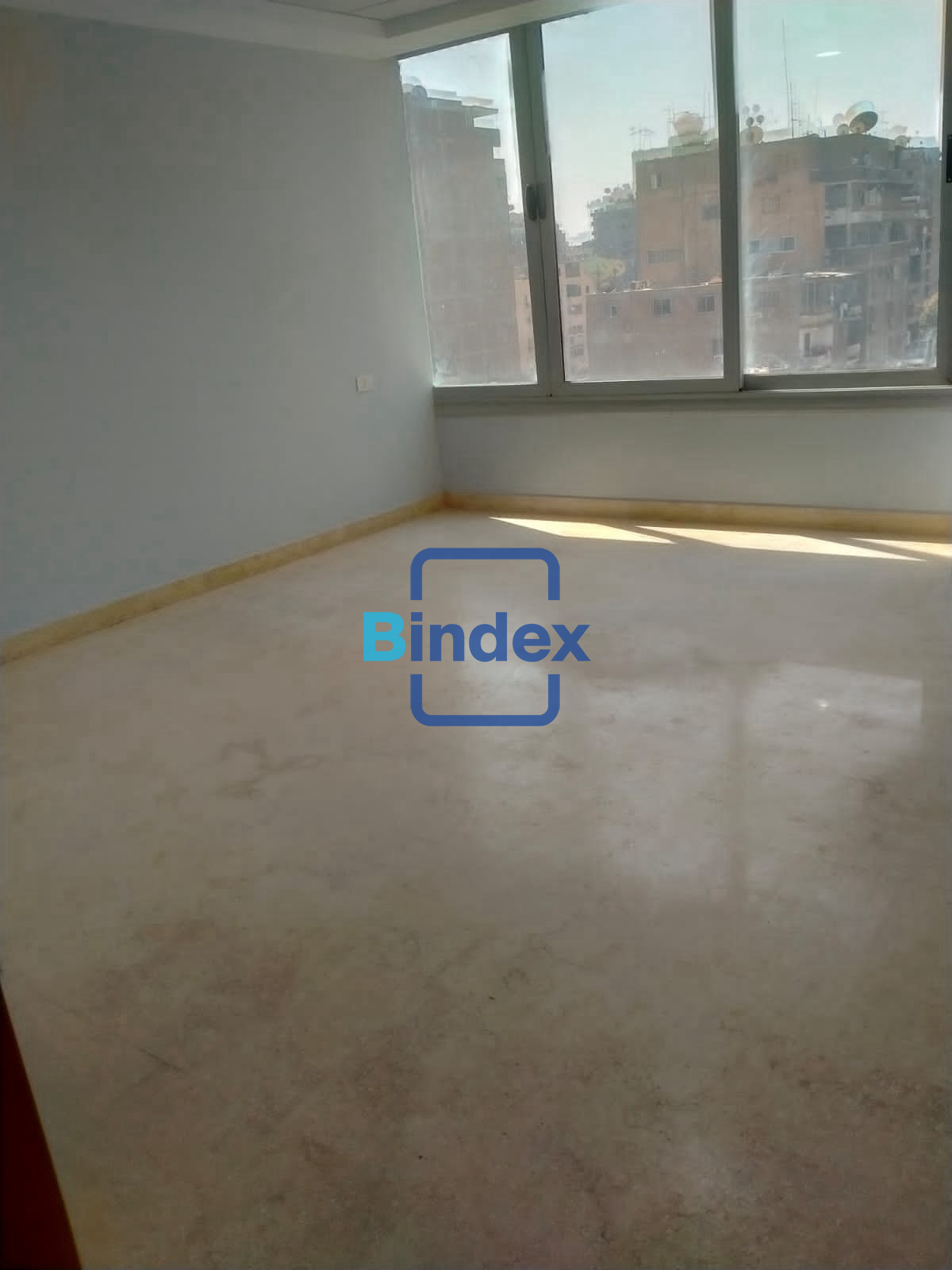 مقر ايجار فاخر شارع التحرير الرئيسي