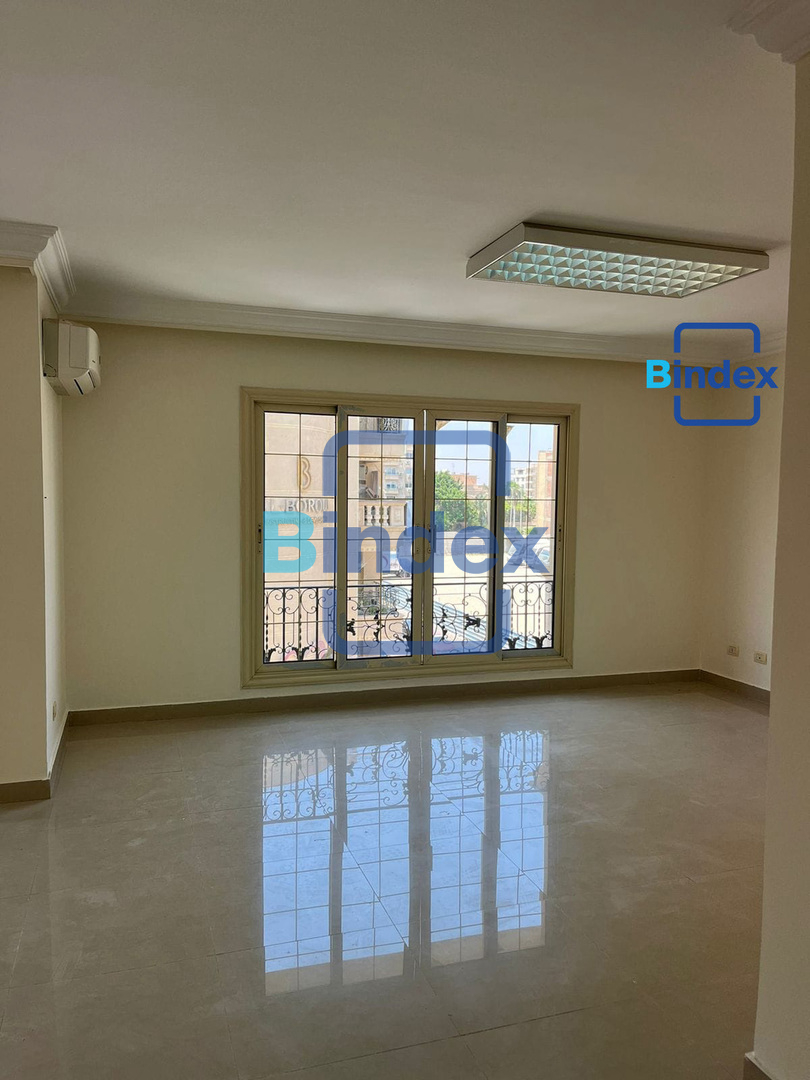 وحده اداريه للايجار في مساكن شيراتون