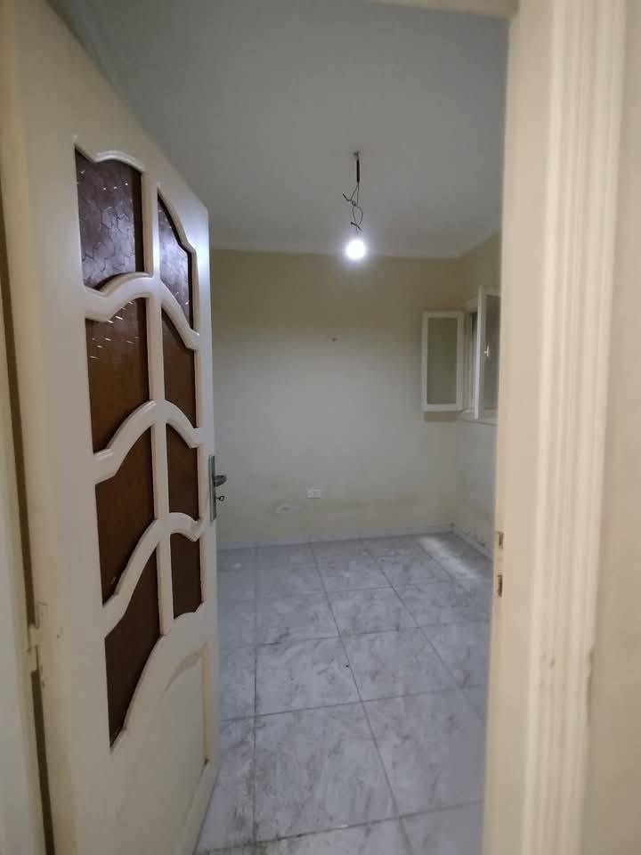 مكتب للايجار بسعر مميز بميدان الجيزة 