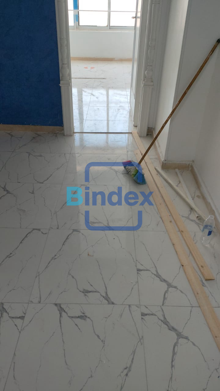 للإيجار مكتب إدارى مطل على ميدان الجيزة بموقع متميز جداً 