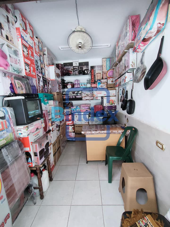 محل للبيع تمليك بالزاويه الحمراء