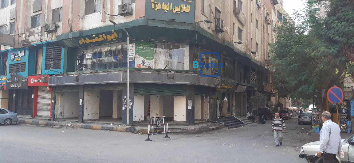 محل للبيع بموقع مميز بميدان الجيزة 