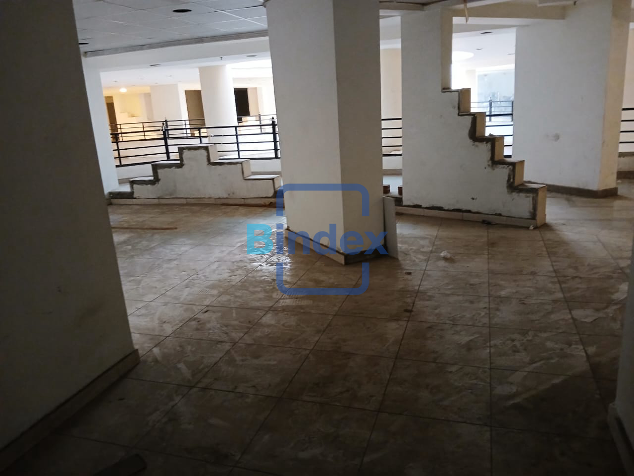 محل للبيع داخل مول هليوبلس روك 